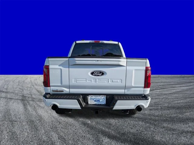 New 2026 Oxford White Ford Tremor® image 5