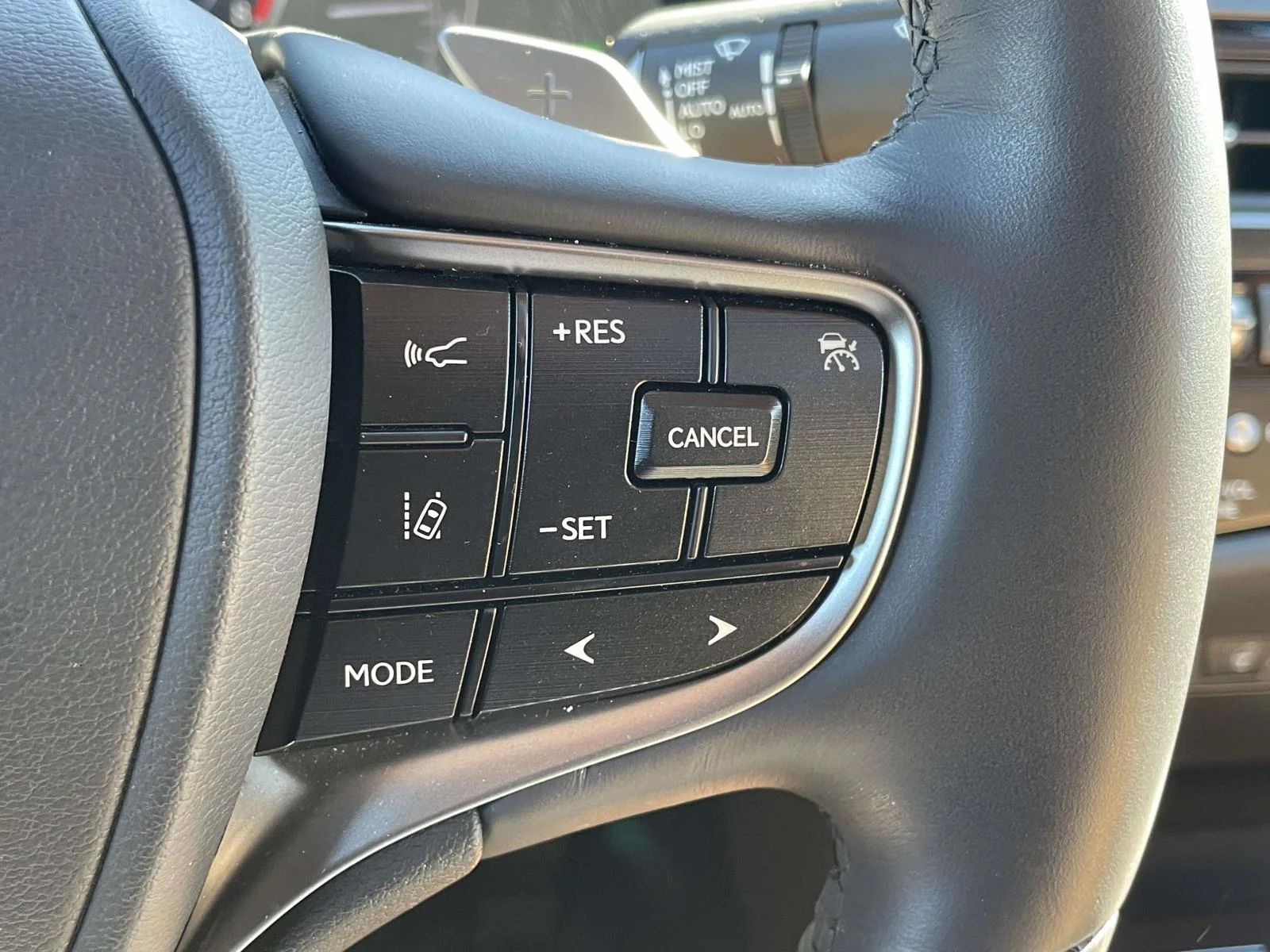 Used 2024 Sunlit Green Lexus Ultra Luxury image 11