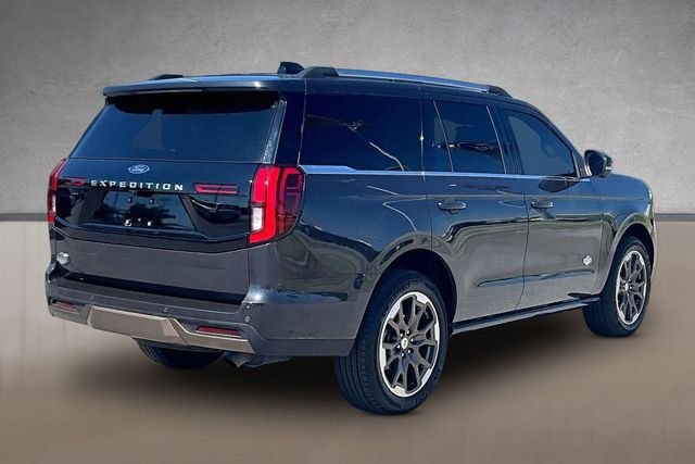 Used 2025 Gray Ford King Ranch image 2