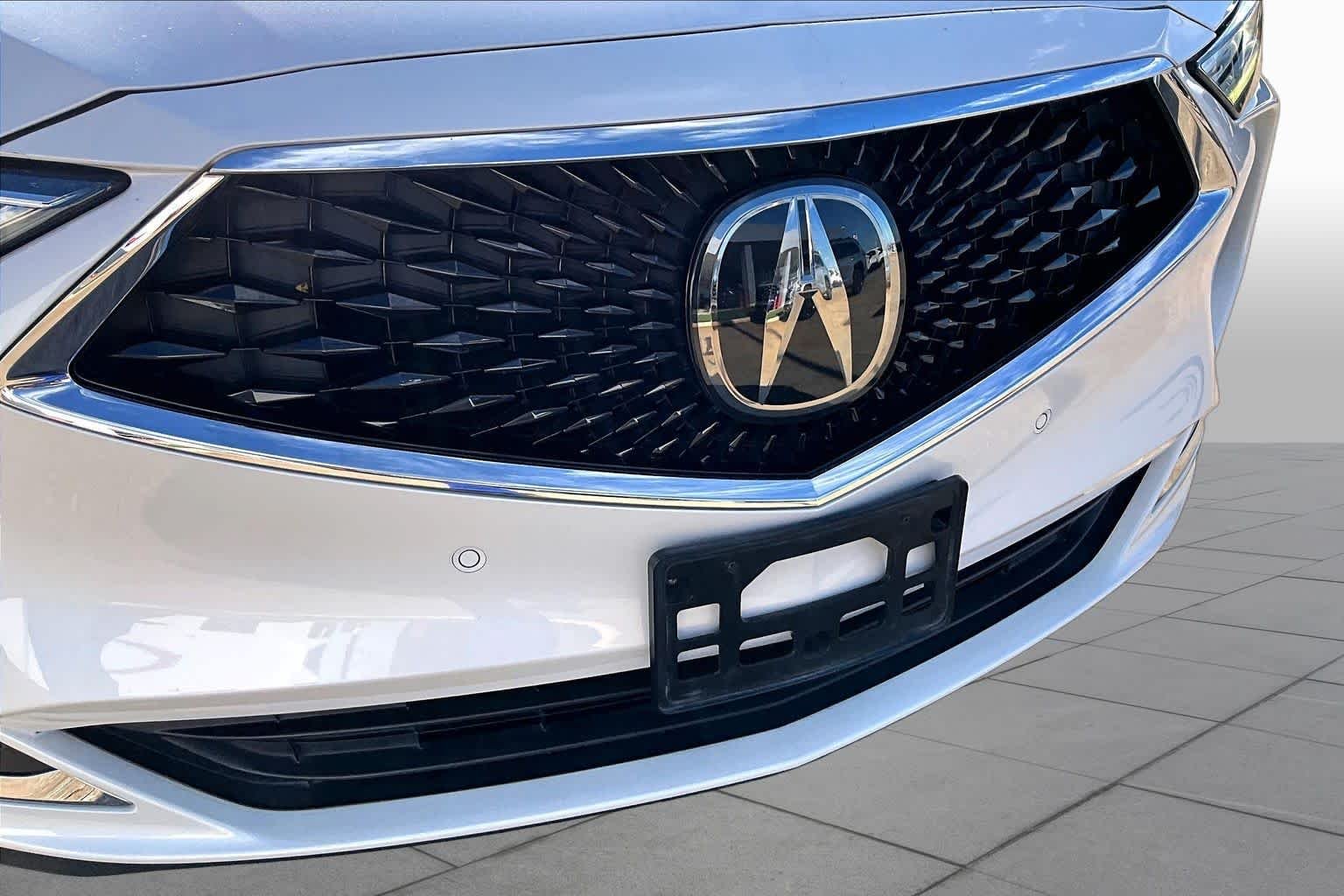 Used 2023 Platinum White Pearl Acura w/Technology Package image 30