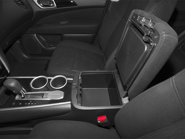 Used 2013 Moonlight White Nissan SV image 19