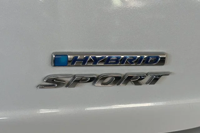Certified Used 2024 Platinum White Pearl Honda Sport image 30