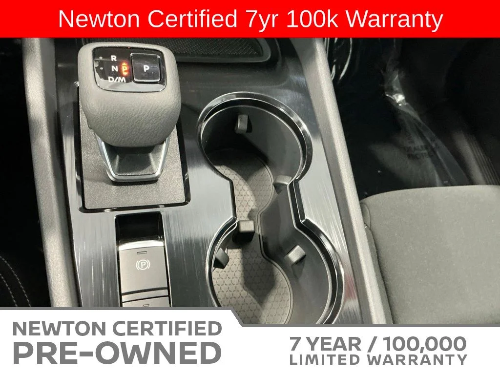 Certified Used 2025 Everest White Pearl Nissan S image 11