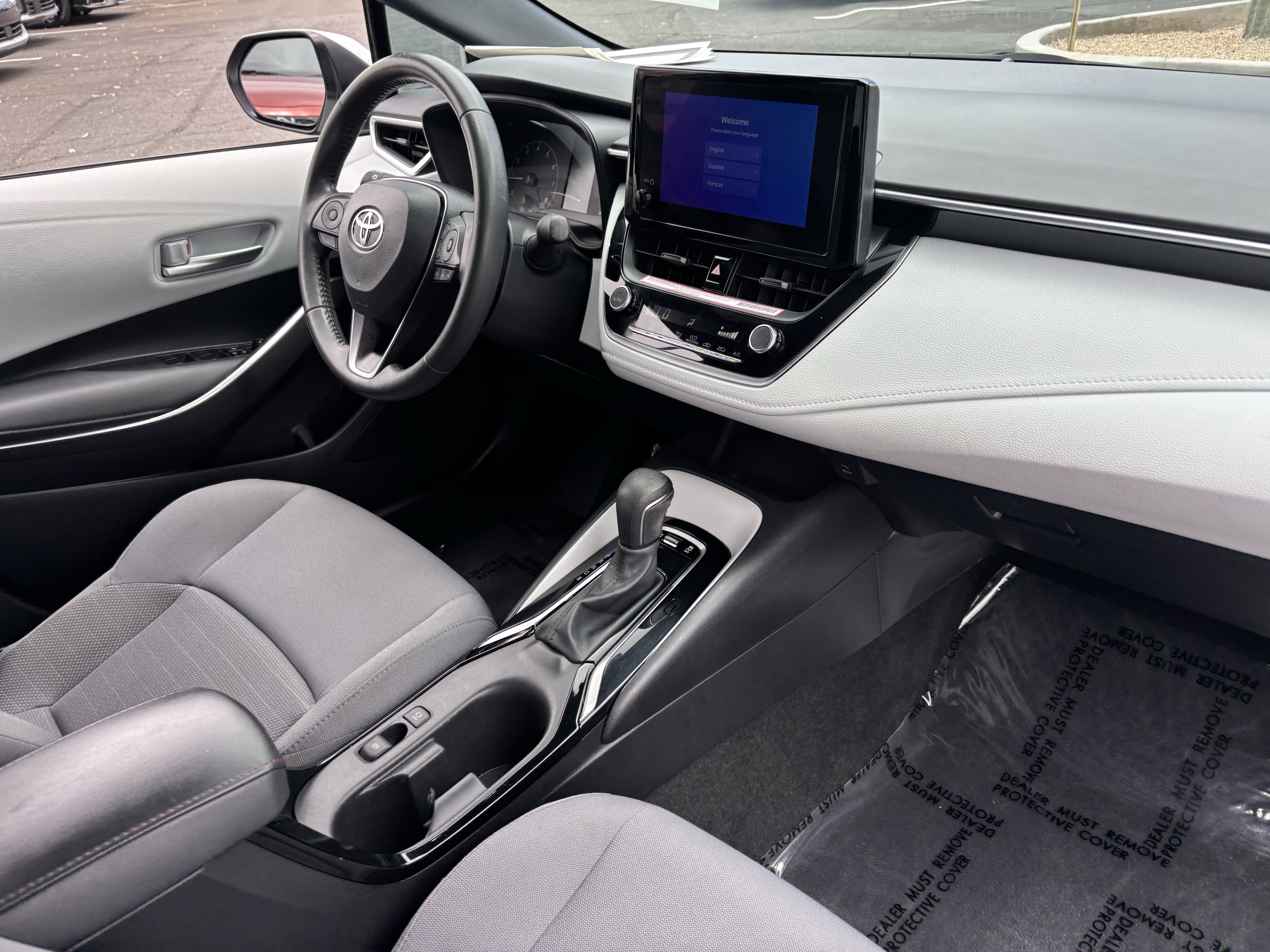 Used 2024 Ice Toyota SE image 11