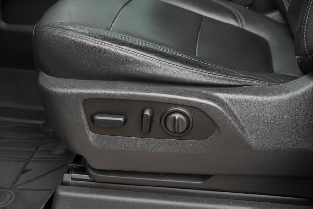 Used 2019 Black Chevrolet RST image 13