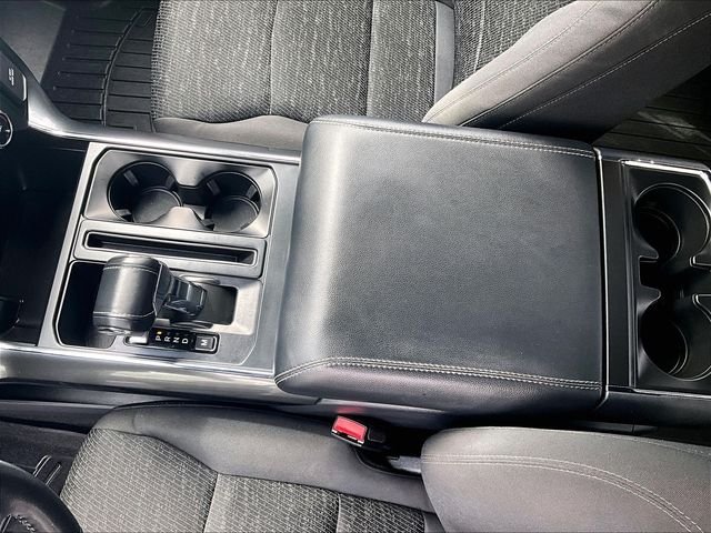 Used 2022 Silver Ford XLT image 15