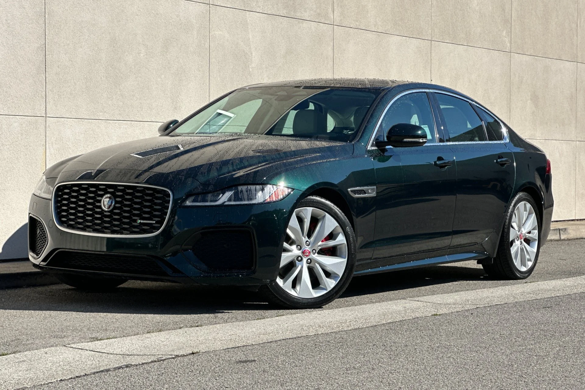 2022 Jaguar XF