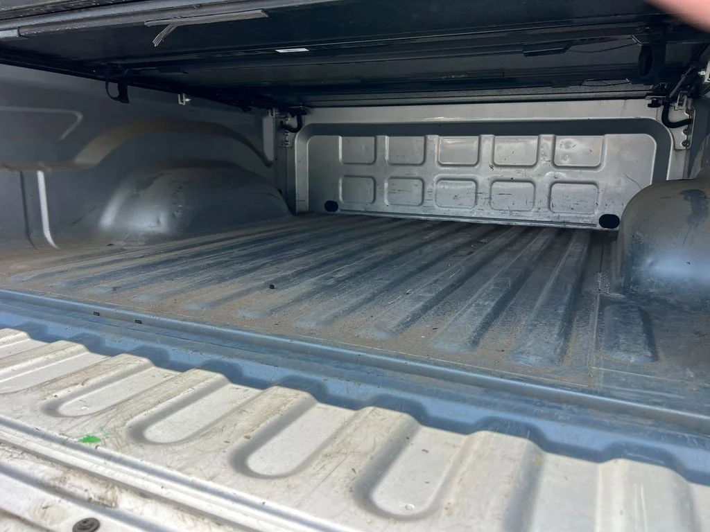 Used 2018 Silver Ram Big Horn image 9