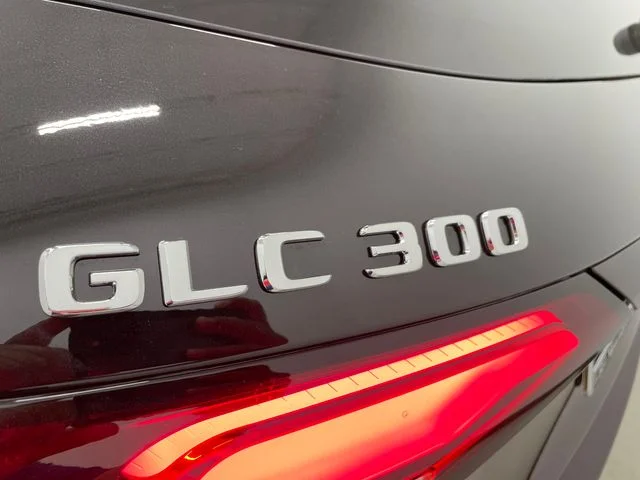 New 2027 Black Mercedes-Benz GLC 300 image 49