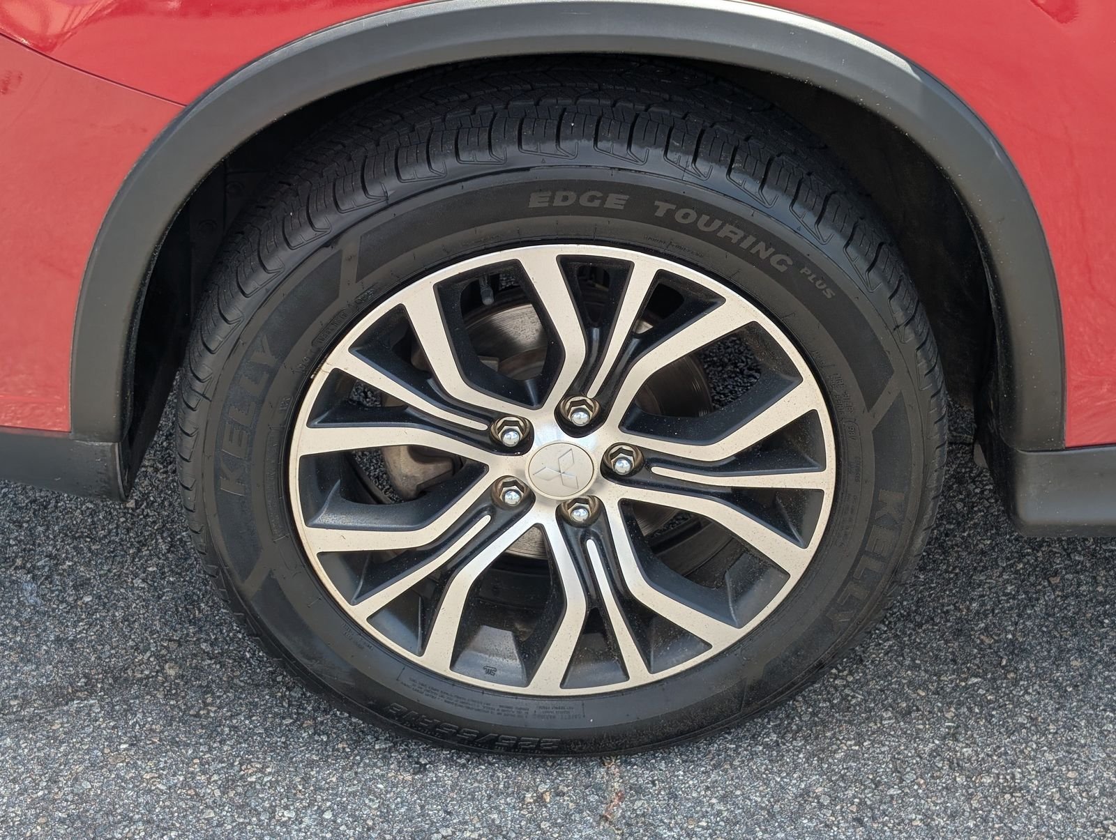 Used 2019 Rally Red Metallic Mitsubishi 2.0 ES image 13