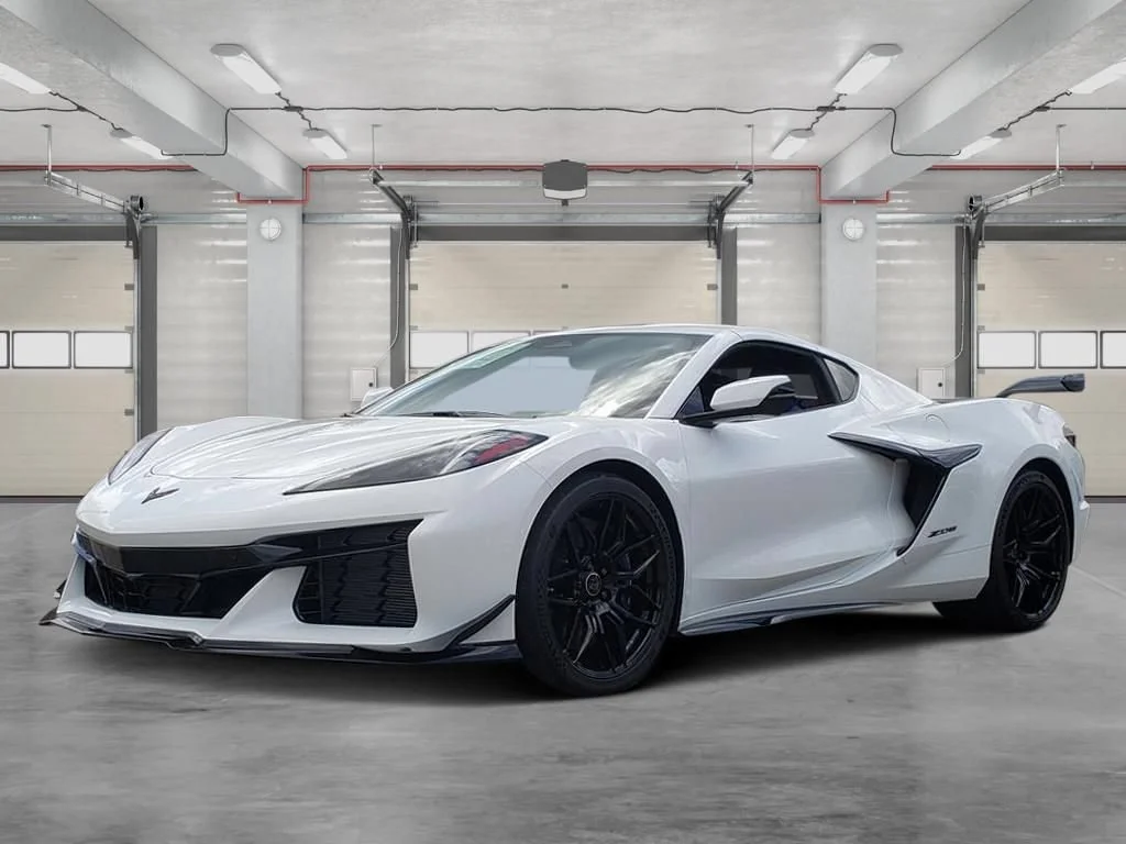 New 2026 Arctic White Chevrolet 3LZ image 8