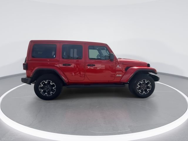 Used 2024 Red Jeep Sahara image 9