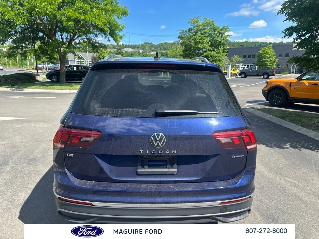 Used 2024 Blue Volkswagen 2.0T SE image 6