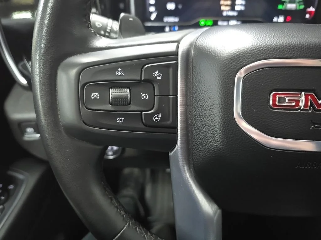 Used 2024 Silver GMC Elevation image 19