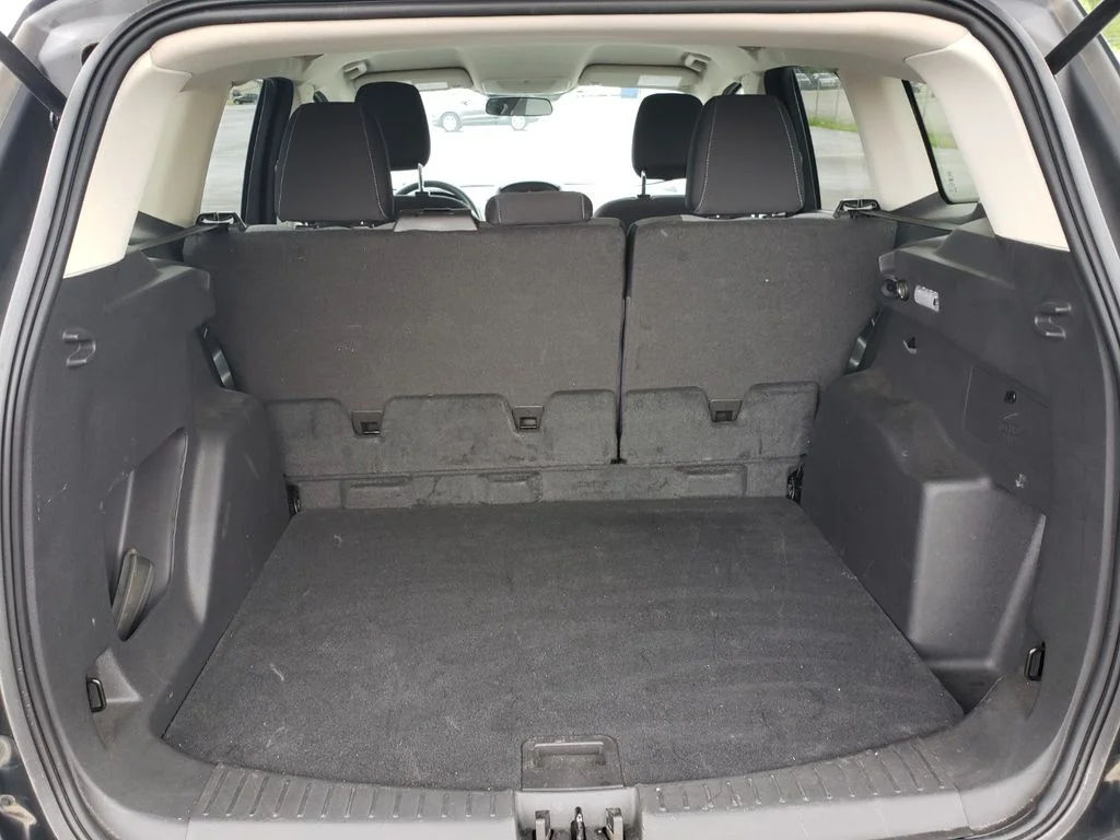 Used 2018 Black Ford SE image 11
