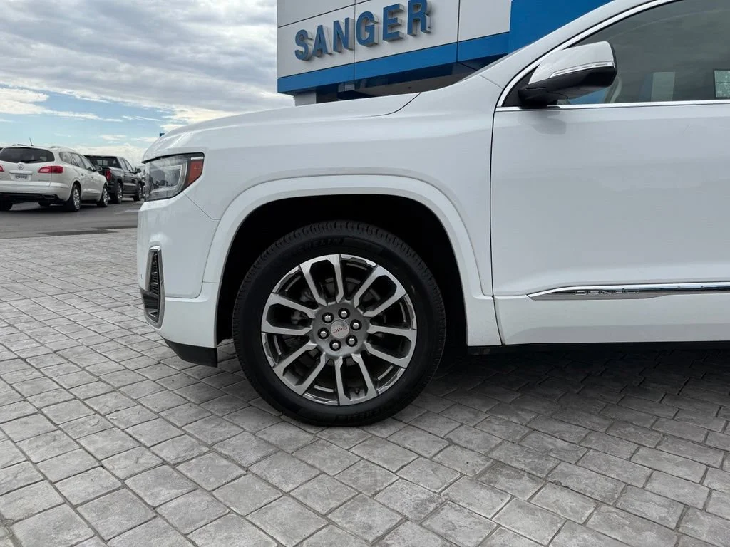Used 2023 Summit White GMC Denali image 5