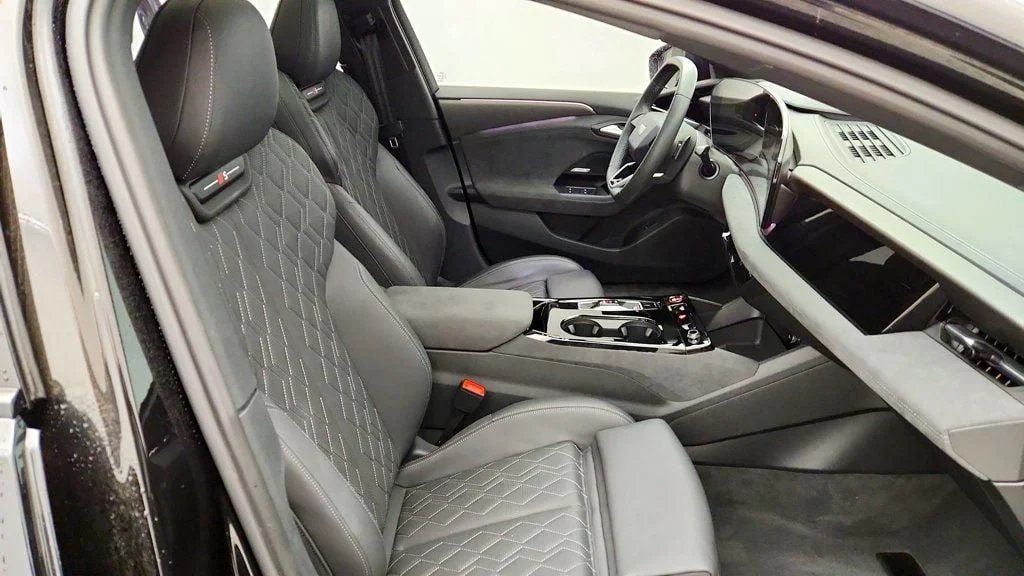Used 2025 Mythos Black Metallic Audi Premium Plus quattro w/ Black Optic Pkg & S Beam image 25
