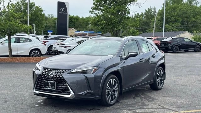 2026 Lexus UX 300h 300h Premium AWD's photo