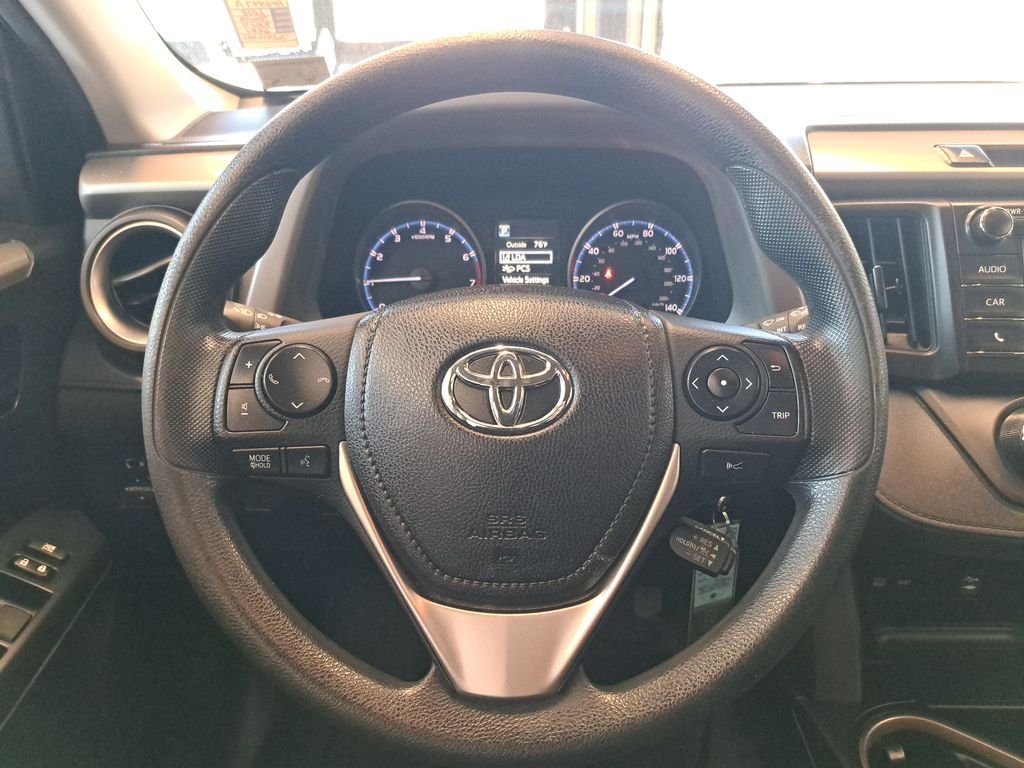 Used 2018 Gray Toyota LE image 18