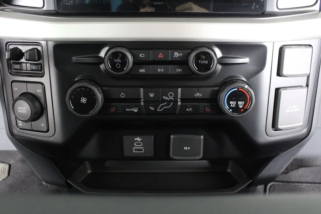 New 2026 Black Ford XLT image 27