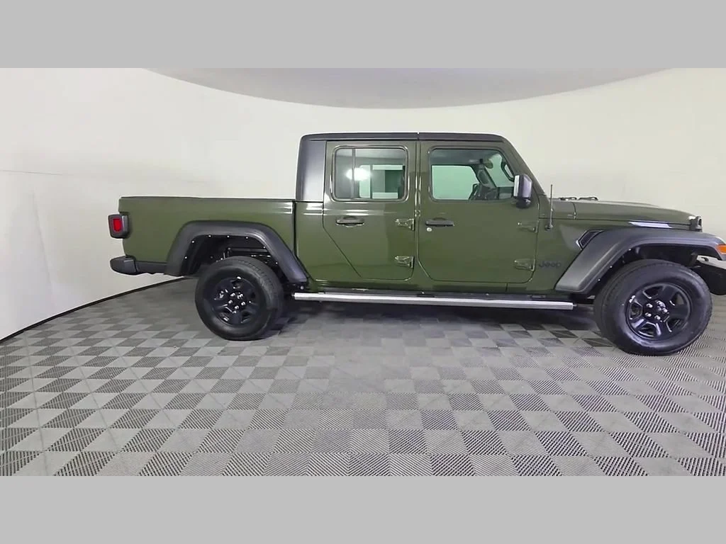 Used 2023 Sarge Green Clearcoat Jeep Sport image 37