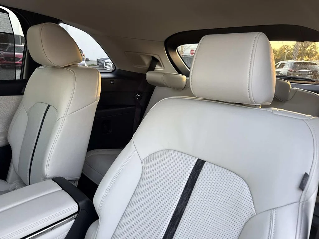 2026 Mazda CX-90 Premium Plus Package - Photo 14