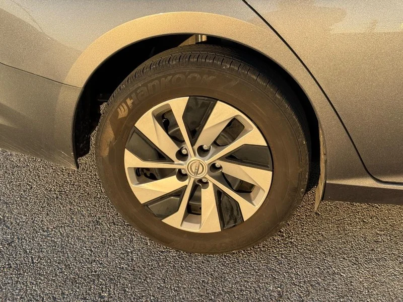 Certified Used 2025 Gun Metallic Nissan S FWD image 3
