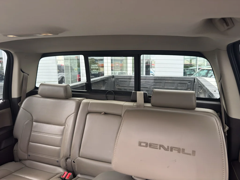 Used 2015 Iridium Metallic GMC Denali image 33