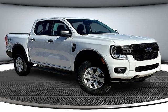 New 2025 Oxford White Ford XL image 2
