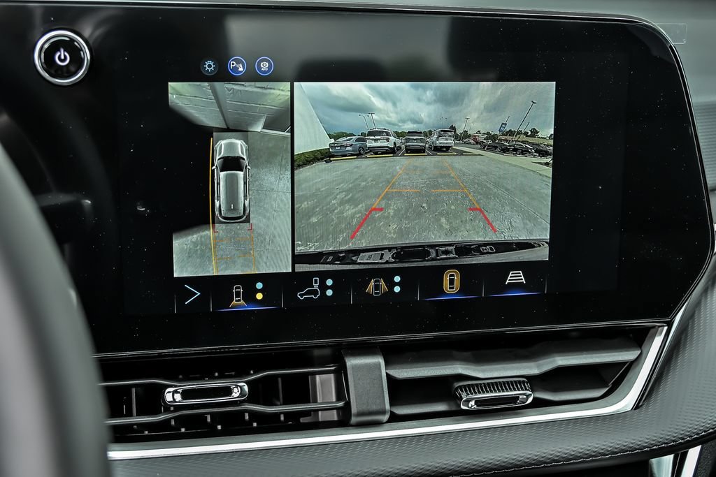 New 2027 Mosaic Black Metallic Chevrolet LT image 18