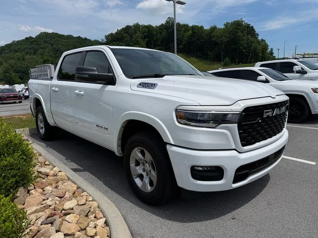 Used 2025 White Ram Big Horn/Lone Star image 19