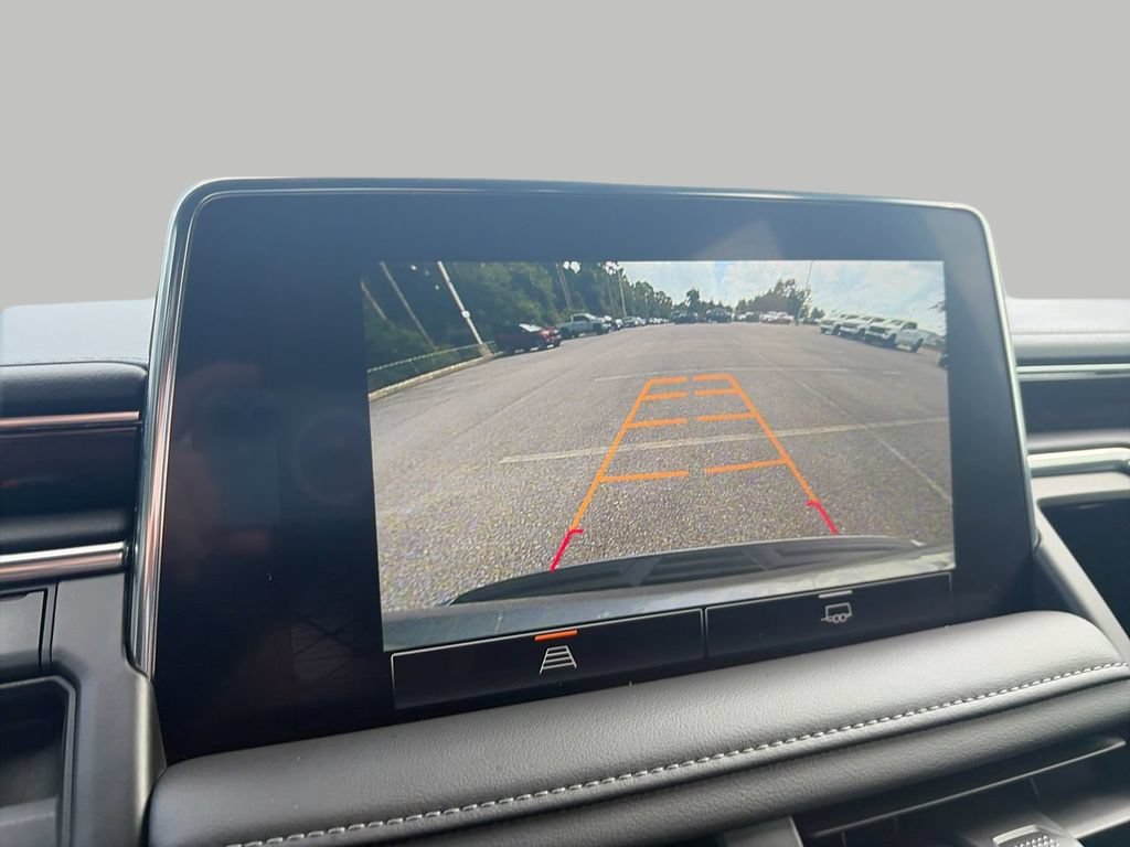 Used 2023 STERLING METALLIC GMC SLE image 19