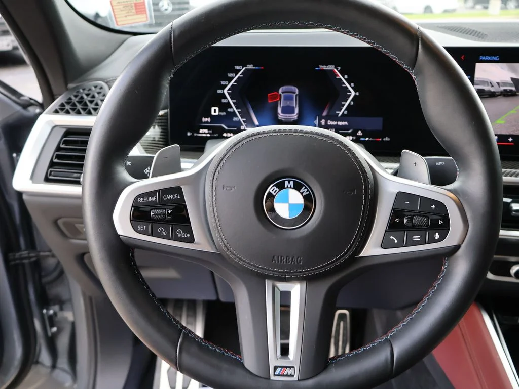 Used 2026 Gray BMW M60i image 32