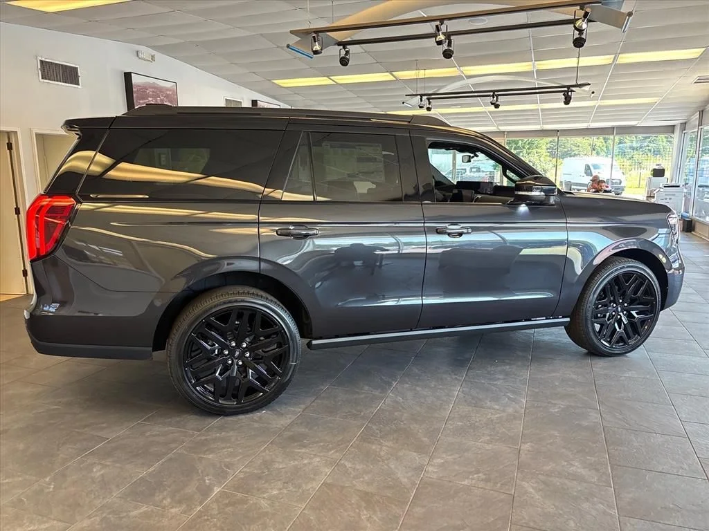 New 2026 Dark Matter Gray Metallic Ford Platinum® image 10