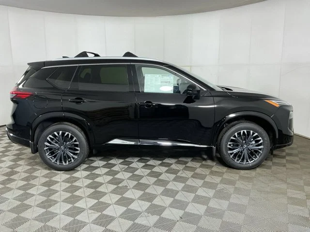 New 2026 Black Nissan Platinum image 8