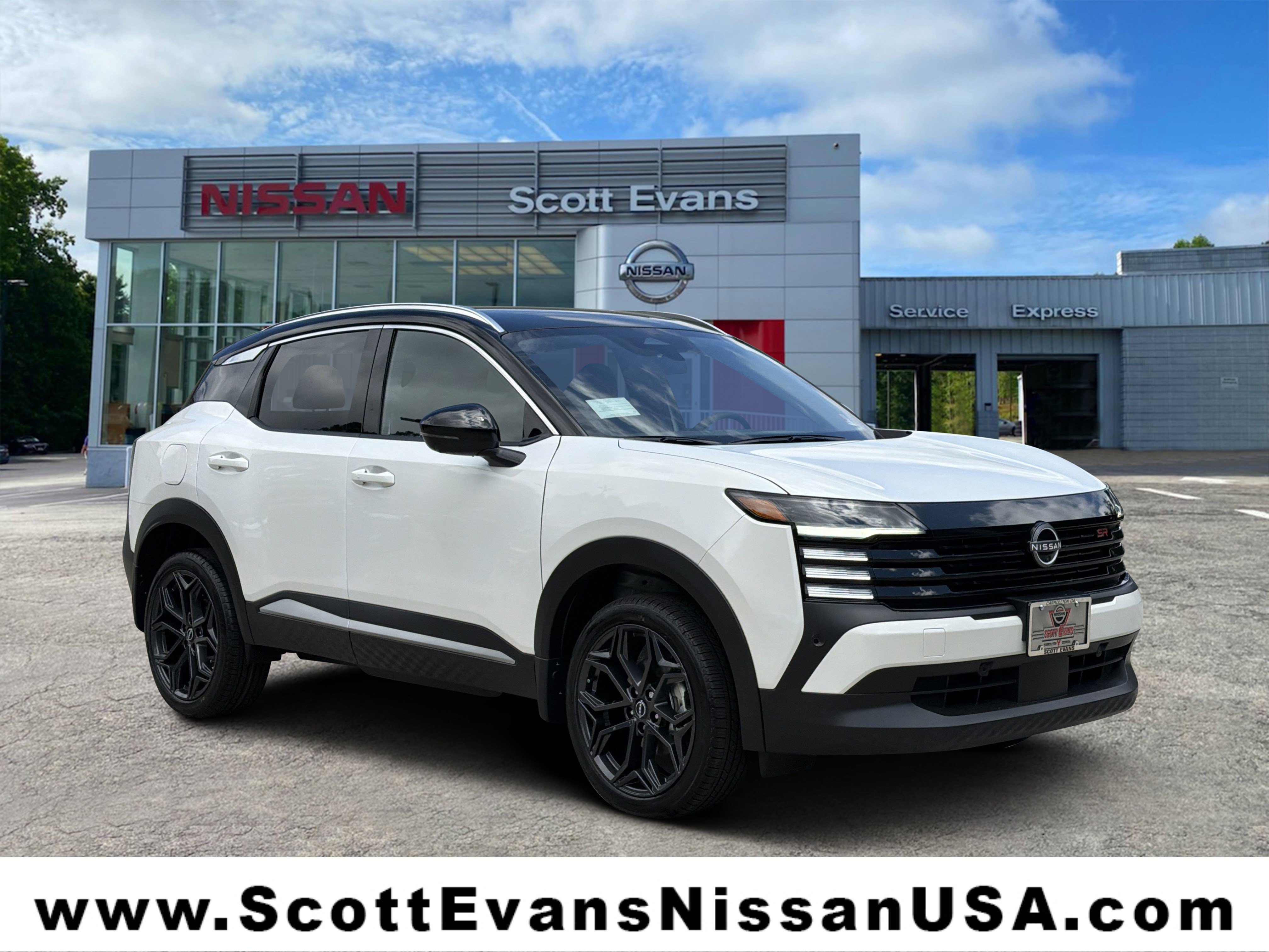 New 2026 Aspen White Tricoat/Super Black Nissan SR image 1