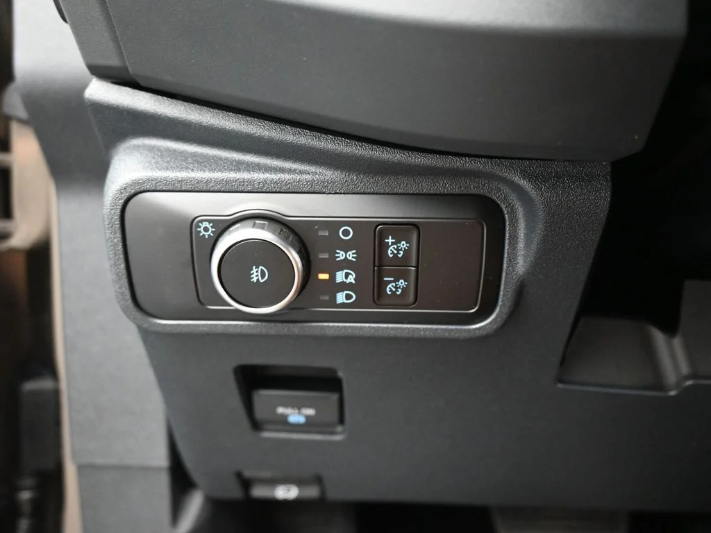 New 2026 Marsh Gray Ford Outer Banks image 13