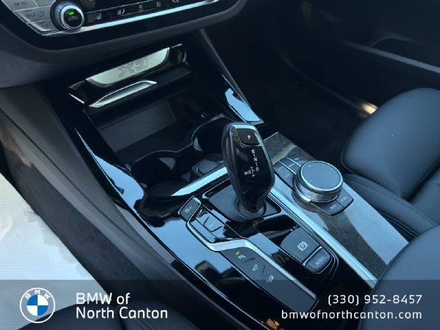 Used 2020 Jet Black BMW xDrive30i image 21