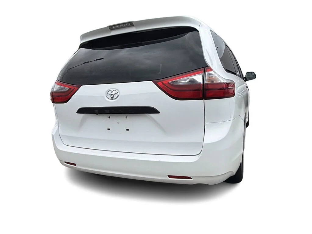 Used 2020 Super White Toyota 7-Passenger V6 Dilawri Certified   Local BC   Spac image 13
