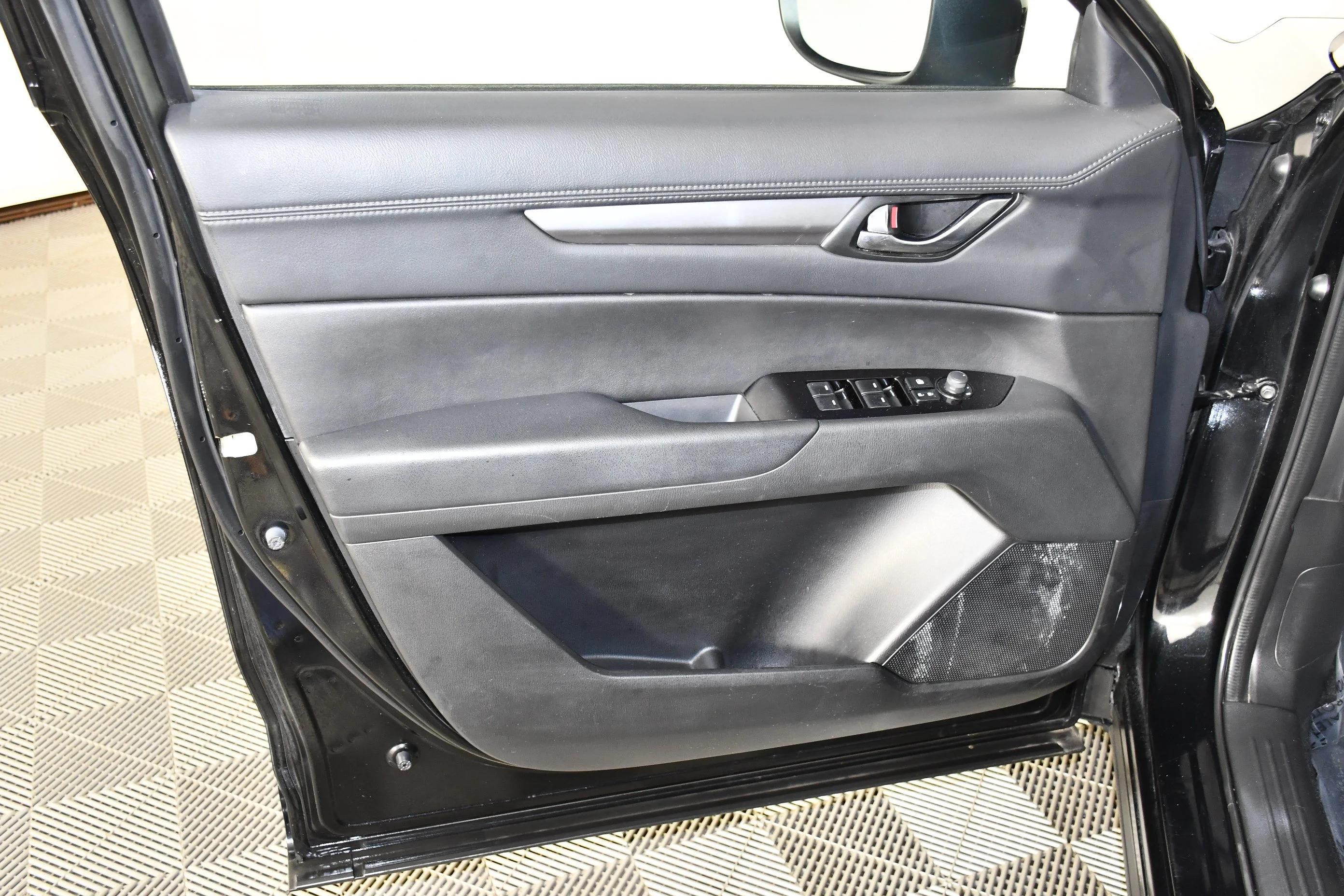 Used 2024 Jet Black Mica Mazda 2.5 S Select Package image 25