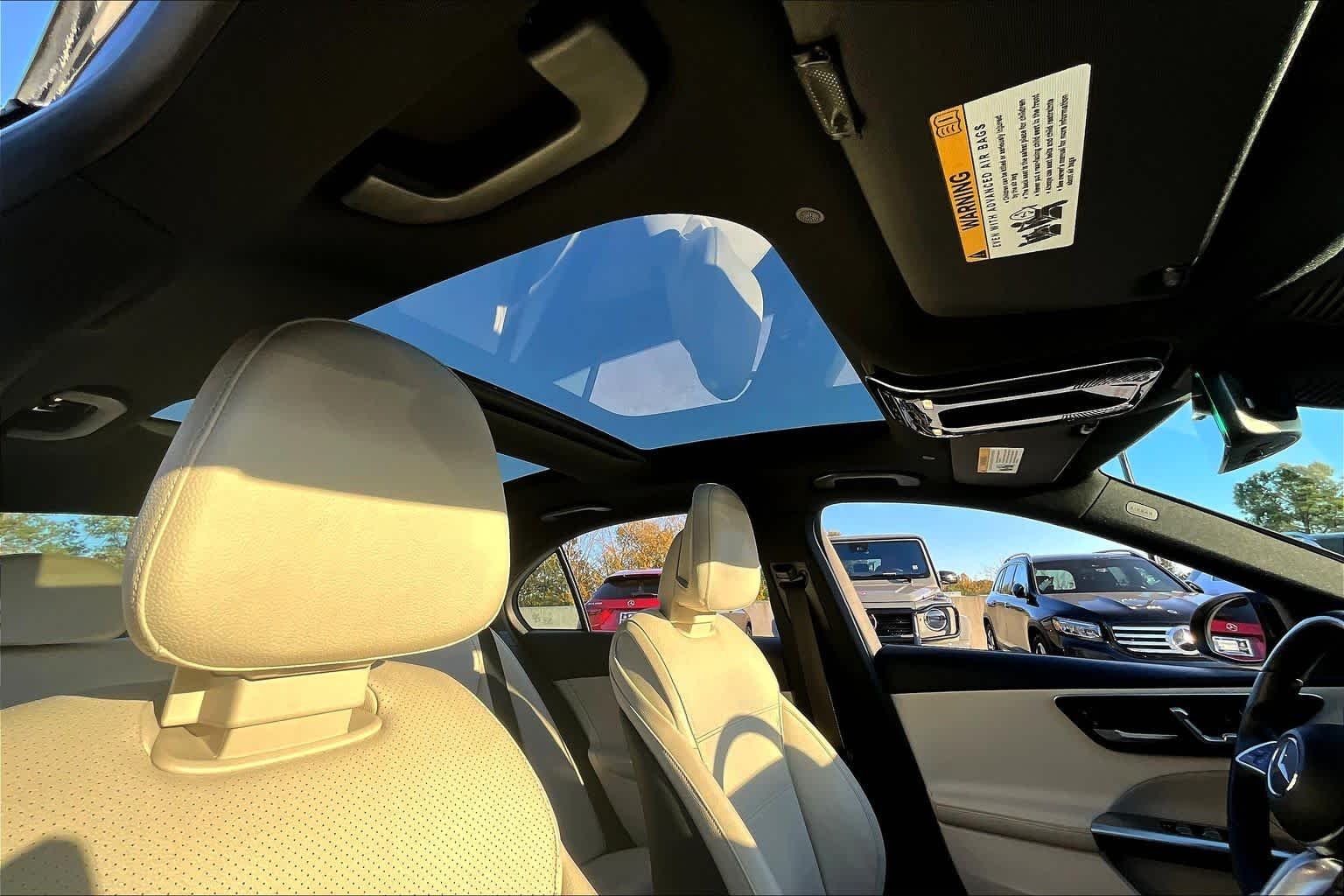 Used 2022 Obsidian Black Metallic Mercedes-Benz C 300 image 14