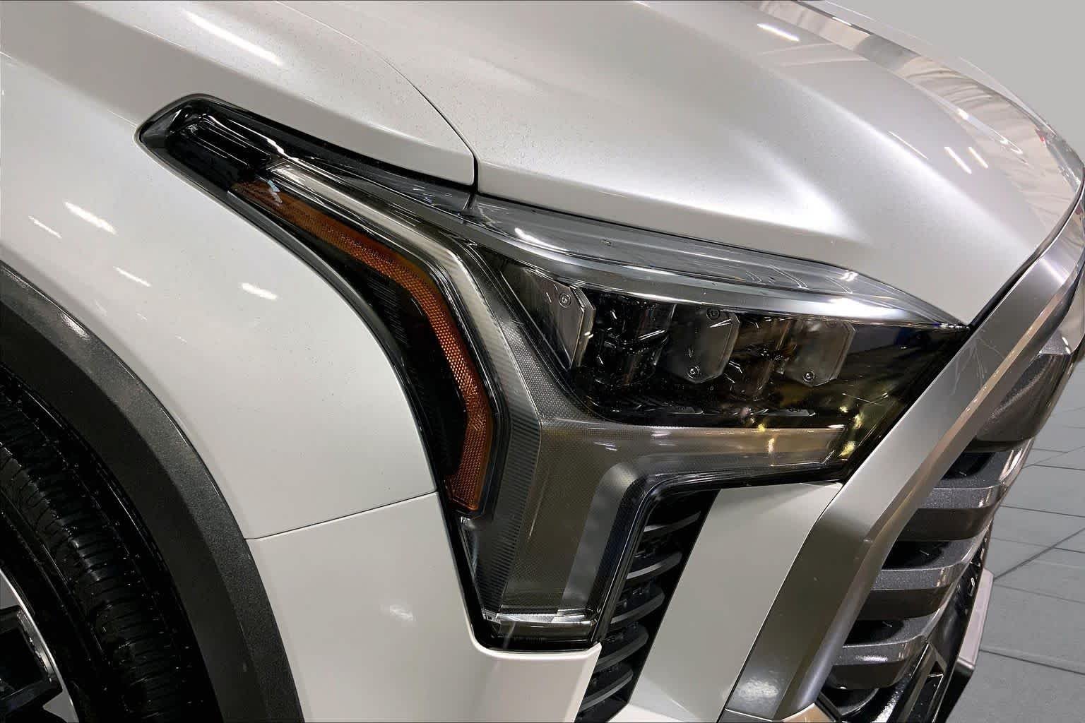 Used 2024 Wind Chill Pearl Toyota Limited image 28