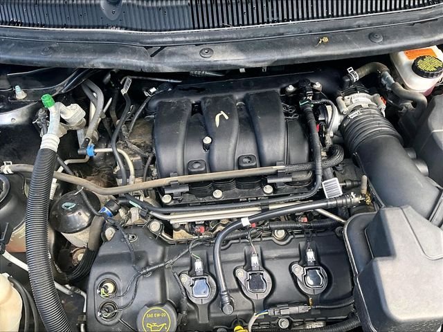 Used 2018 Gray Ford XLT image 34