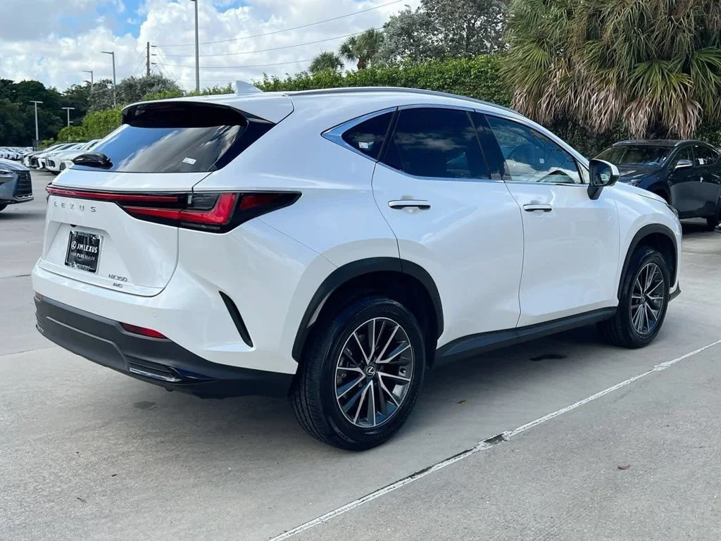 Certified Used 2024 EMINENT WHITE PEARL Lexus 350 Luxury image 7