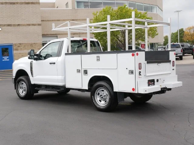Used 2023 White Ford XL image 5