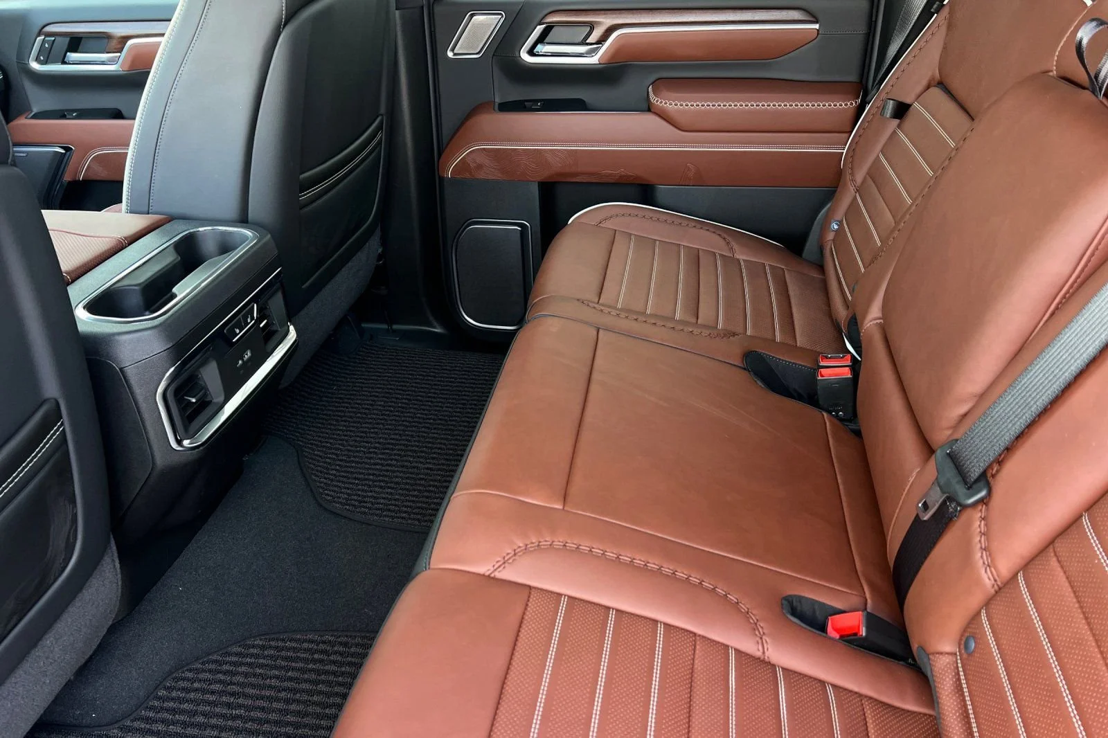 2026 GMC Sierra 2500HD Denali Ultimate - Photo 10