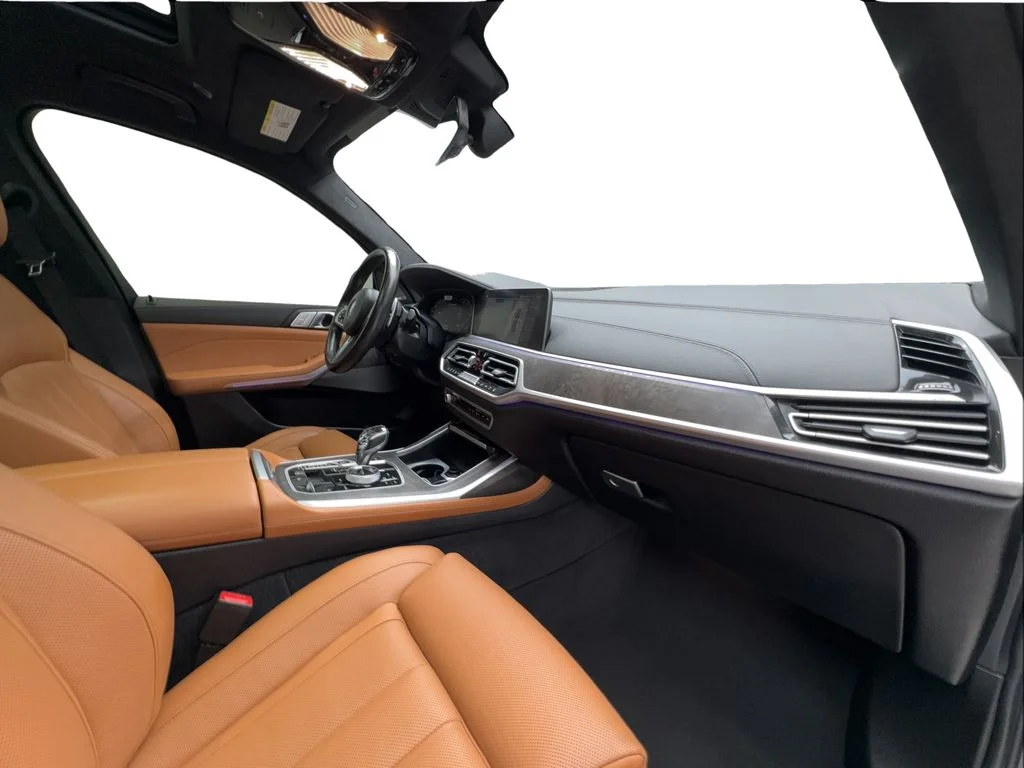 Used 2022 Gray BMW M50i image 39