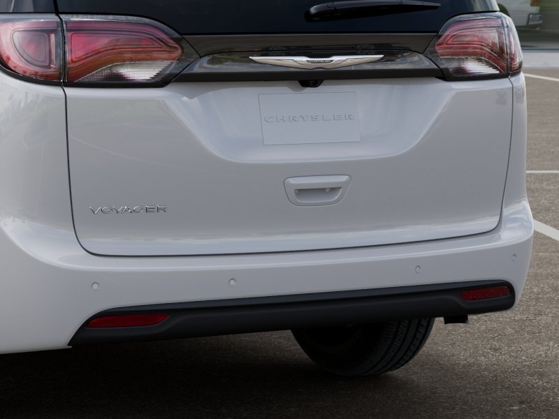 2025 Chrysler Voyager LX - Photo 59