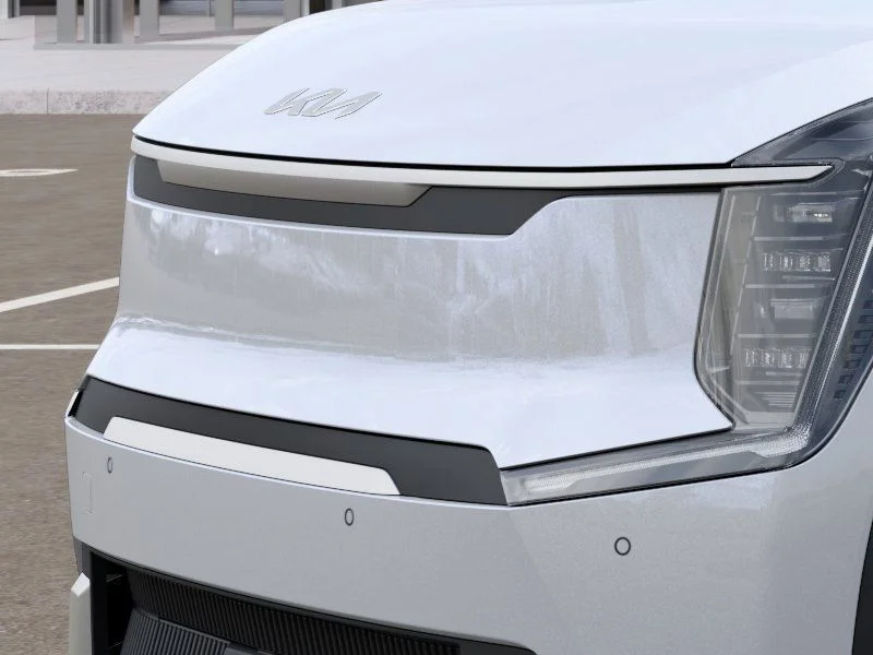 New 2026 Glacial White Pearl Kia Wind image 14
