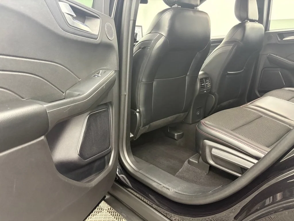 Used 2023 Black Ford ST-Line Select image 39